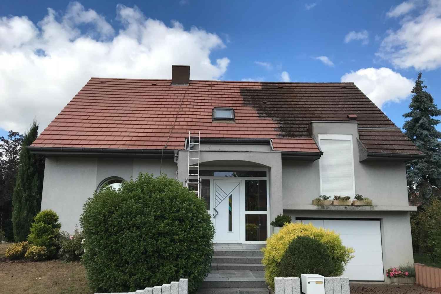 Nettoyage de toiture à Montluçon